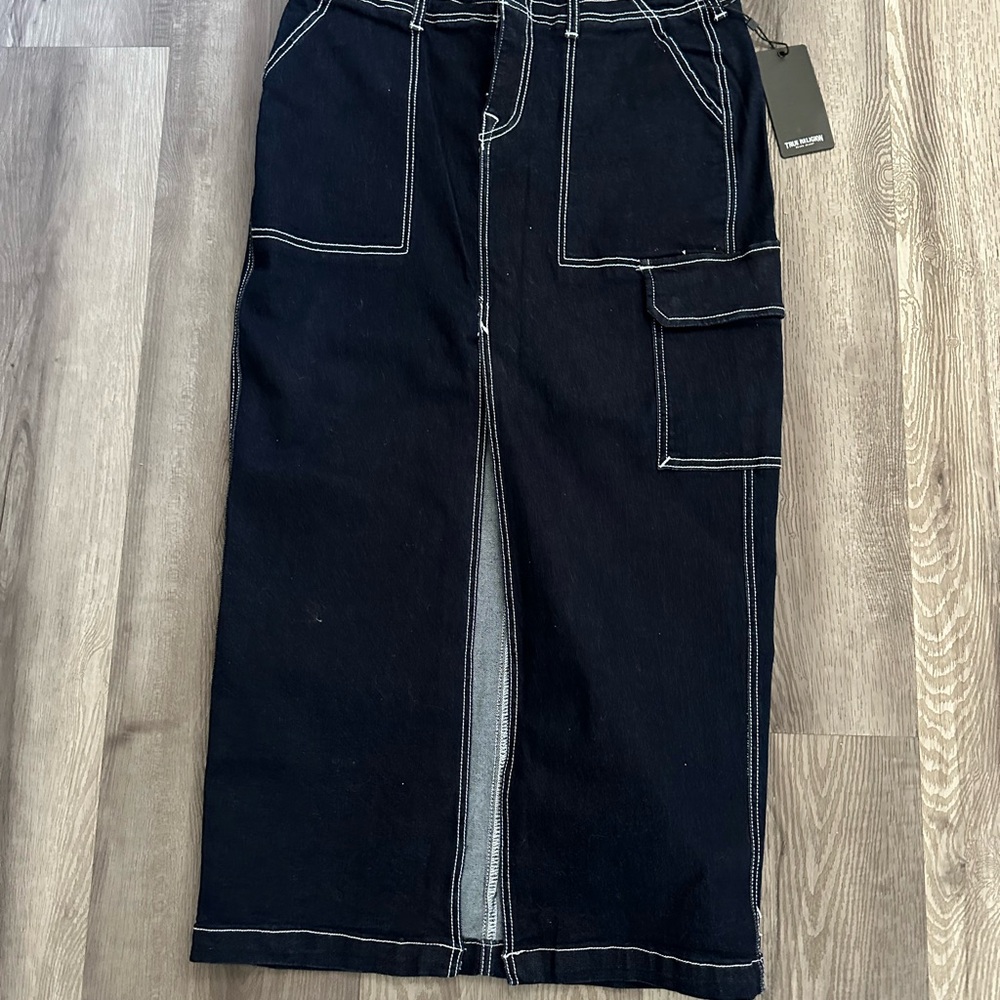 True Religion Denim Maxi Cargo Skirt NWT size 29 Women’s designer 2S Body Rinse